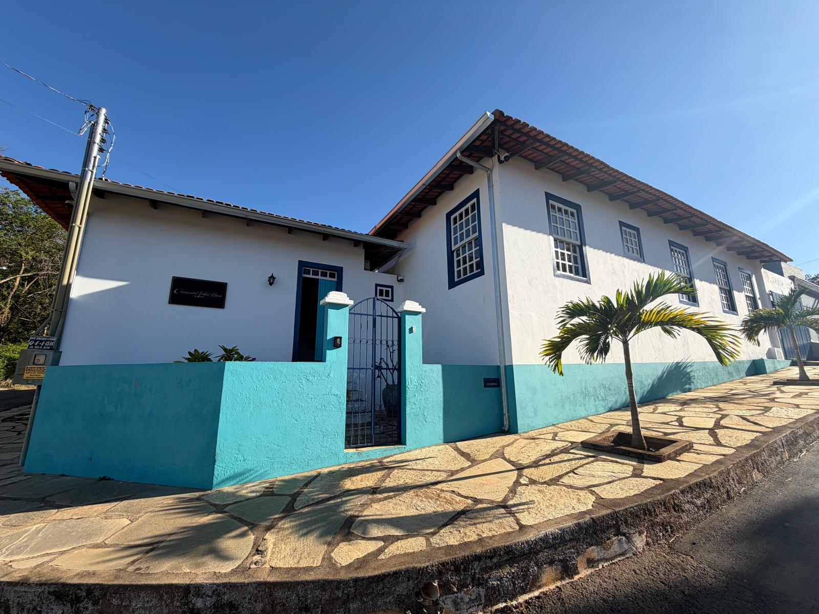 Casarão Vila Boa colonial facade